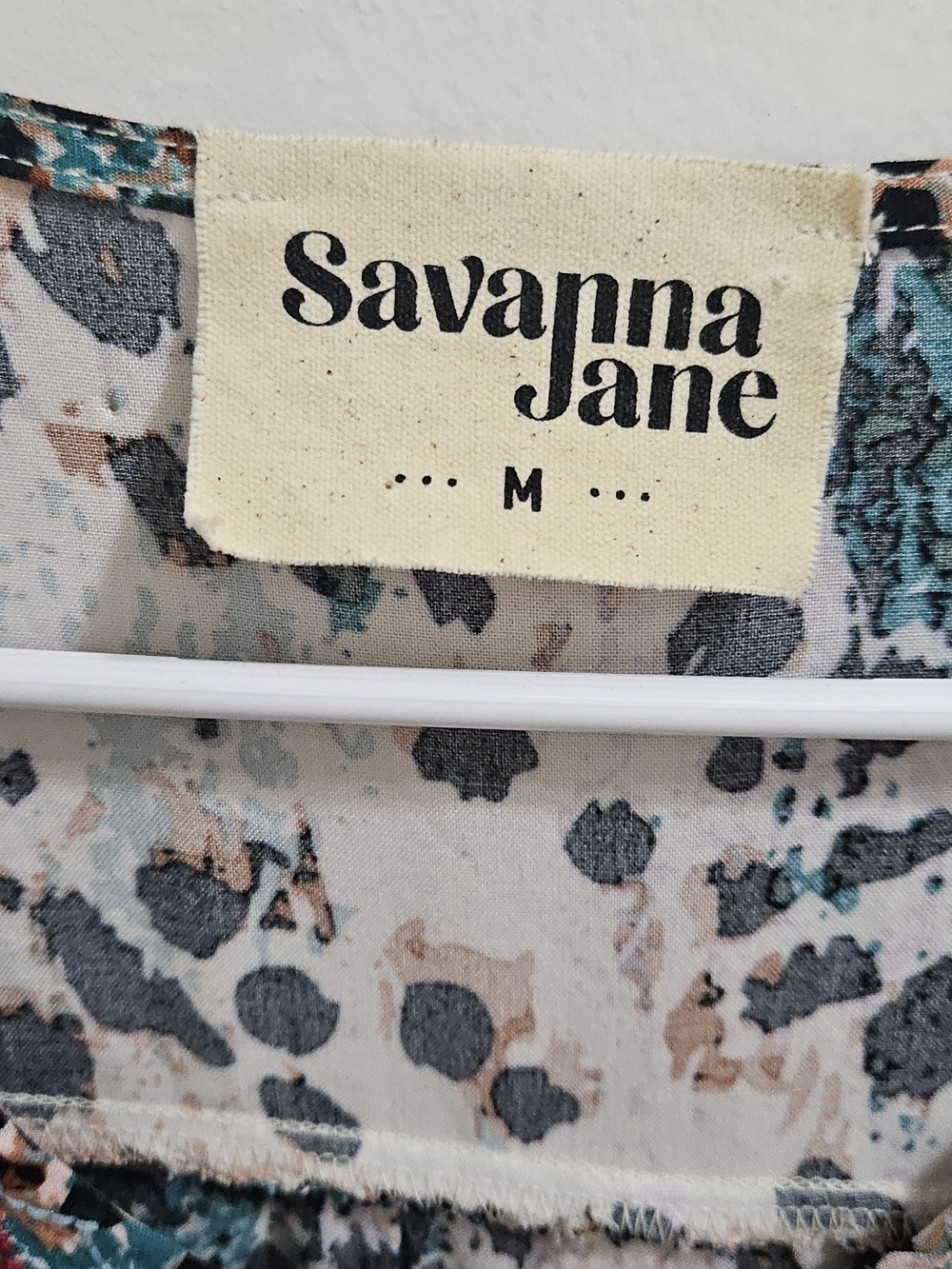 Savanna Jane Medium Floral Embroidered Leopard Print Boho Blouse Rayon Top Sz Md - Picture 3 of 8